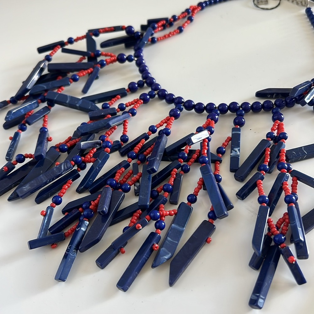 NWT BCBG MaxAzria Fashion Necklace - Picture 3 of 7